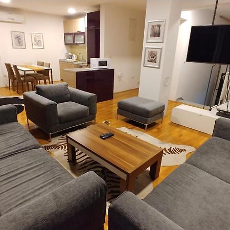 Apartments Leon 塞拉耶佛 外观 照片