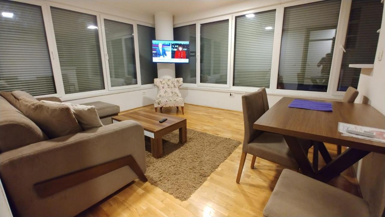 Apartments Leon 塞拉耶佛 外观 照片